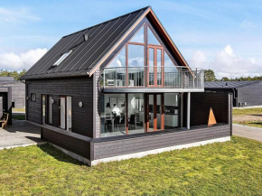 Comfy Holiday Home in Jutland near Sea